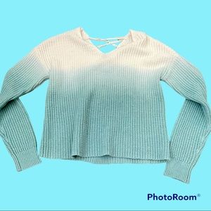 White and blue sweatshirt